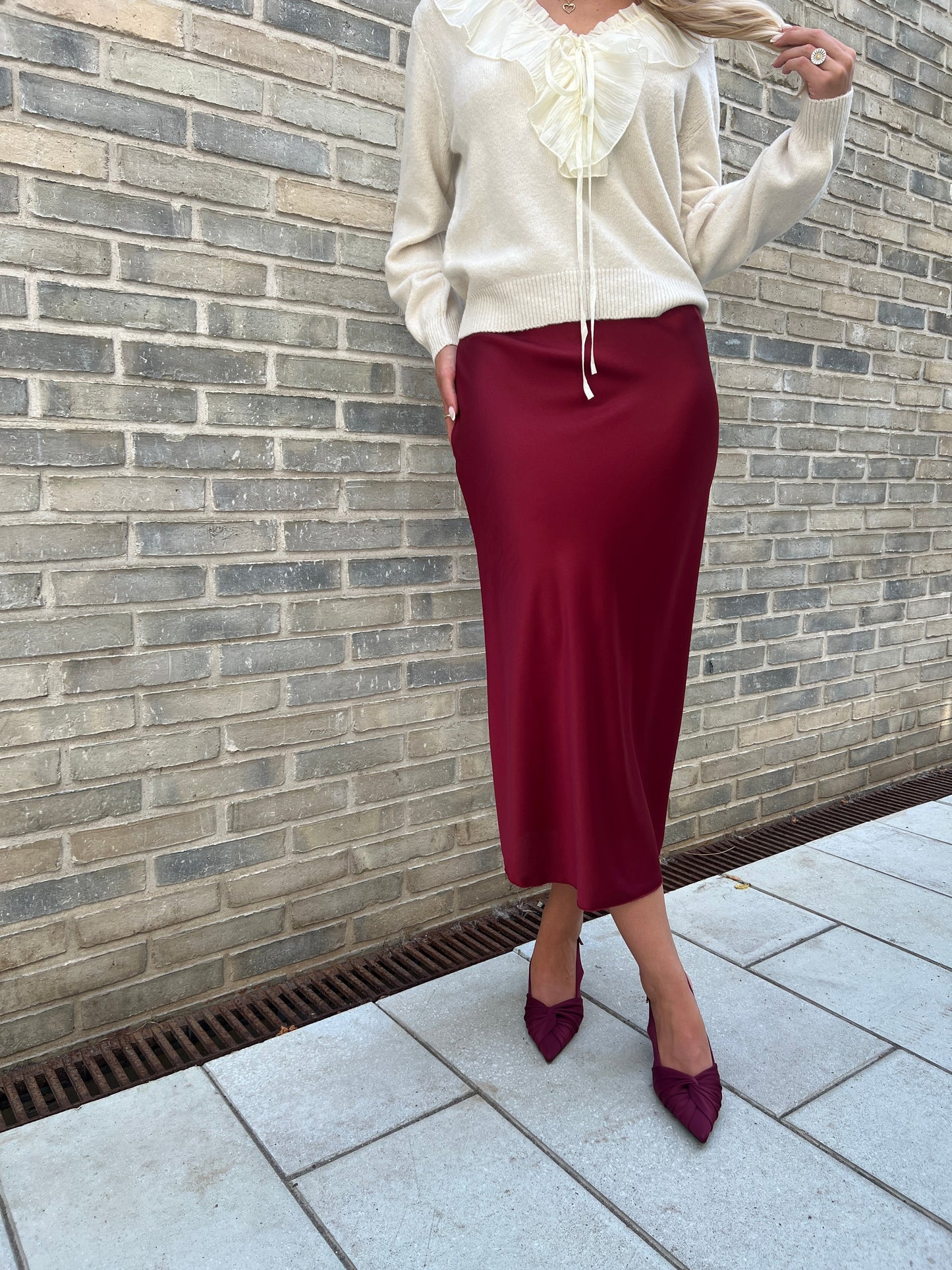 Emma bordeaux skirt