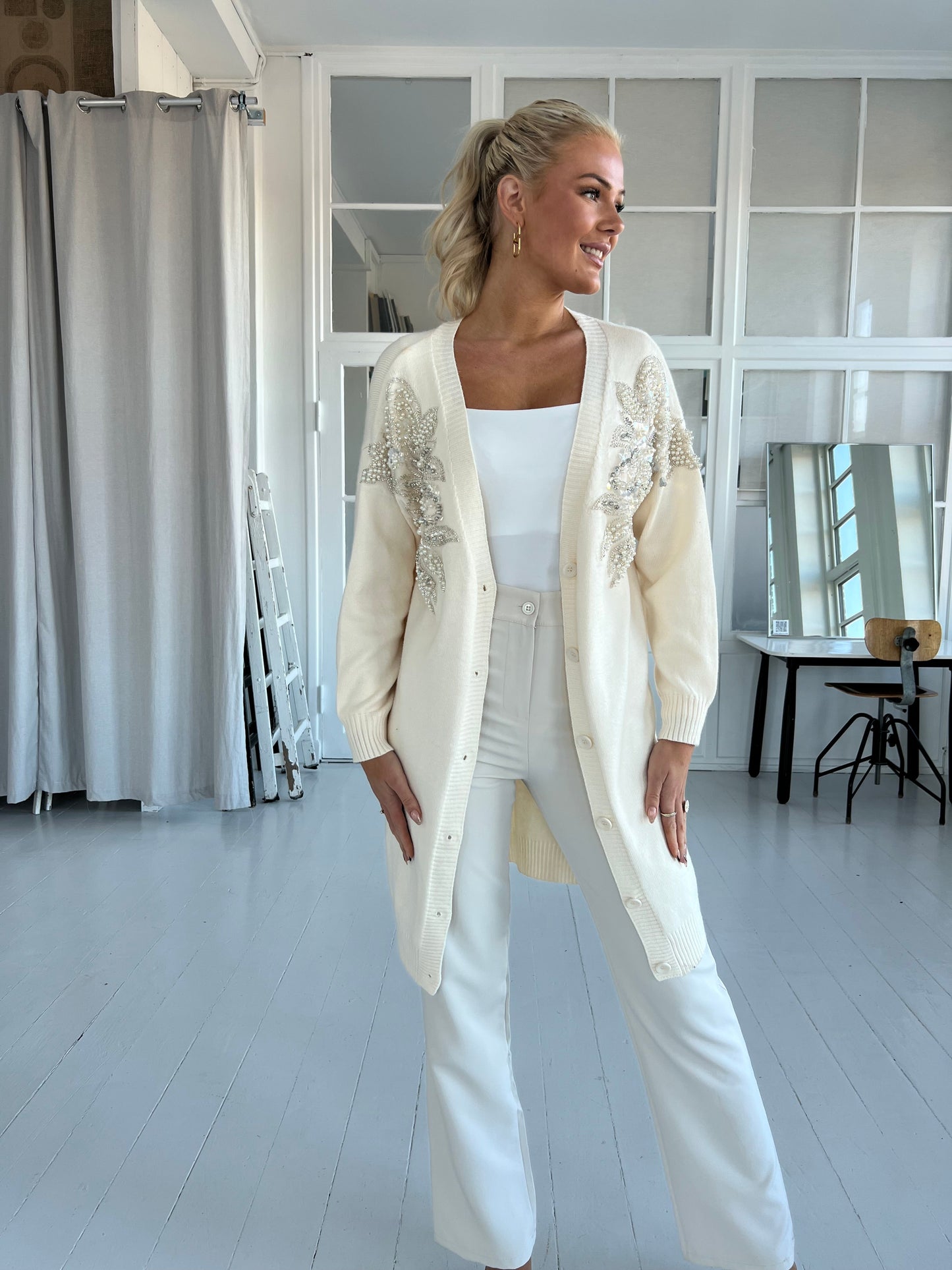 Last Queen beige knit cardigan (0004)-strik-Aaberg Copenhagen