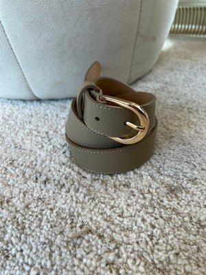 Beige leather belt fra webshoppen Aaberg Copenhagen