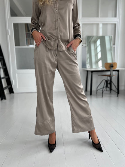 Gaspar Honolulu grey satin pants