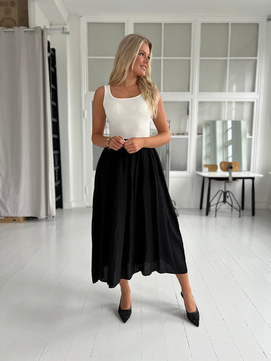 Dance black and White dress (649)-kjole-Aaberg Copenhagen