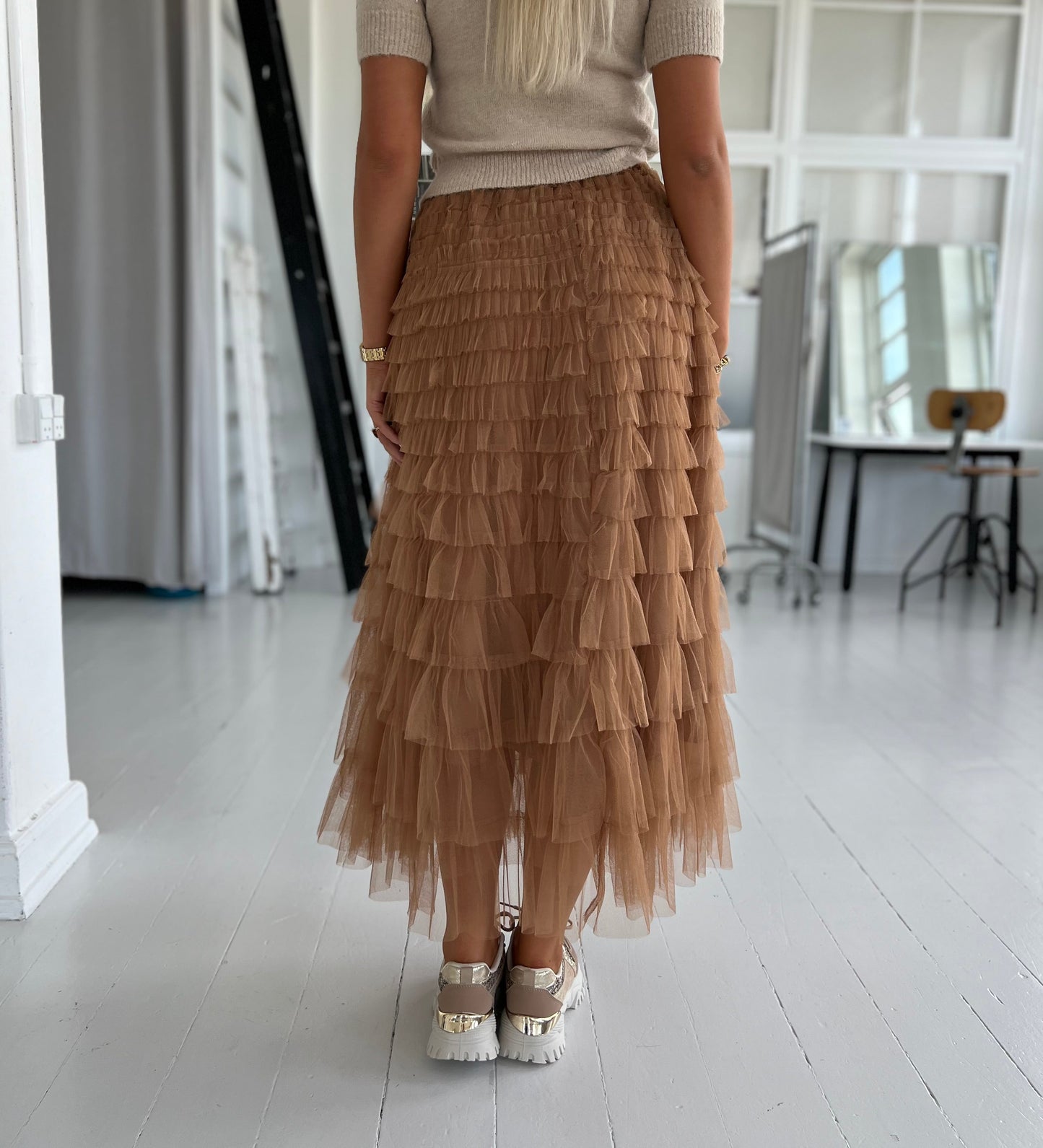 Rosie camel tulle skirt (9002)