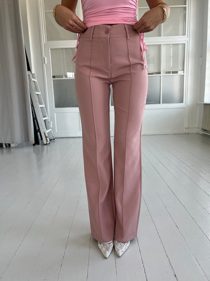 Eight Luxe rose pants
