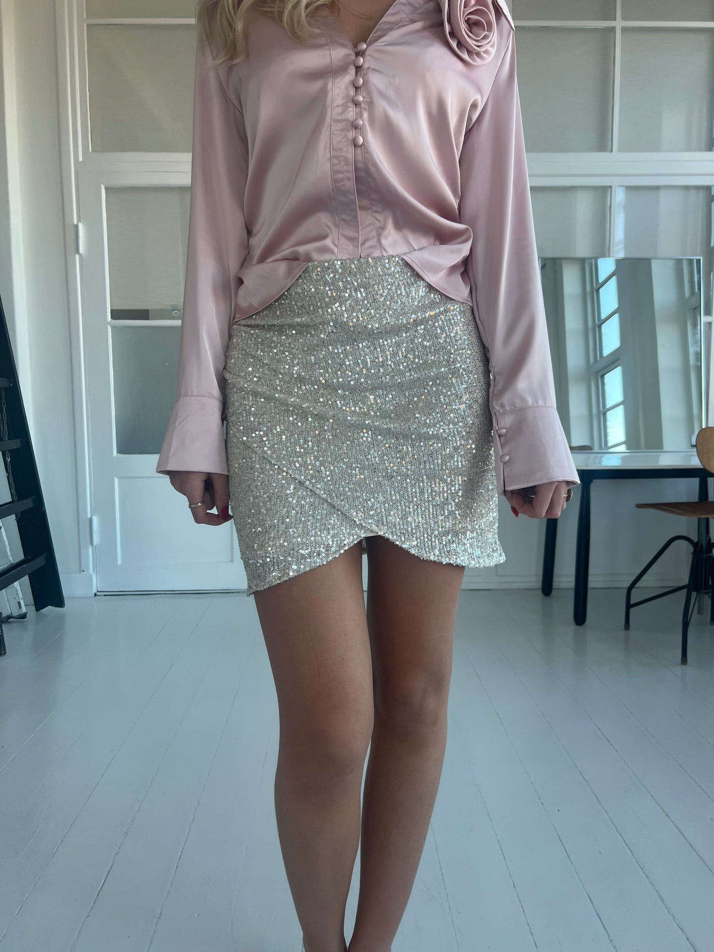 Eight Luxe  sequins skirt (9210)