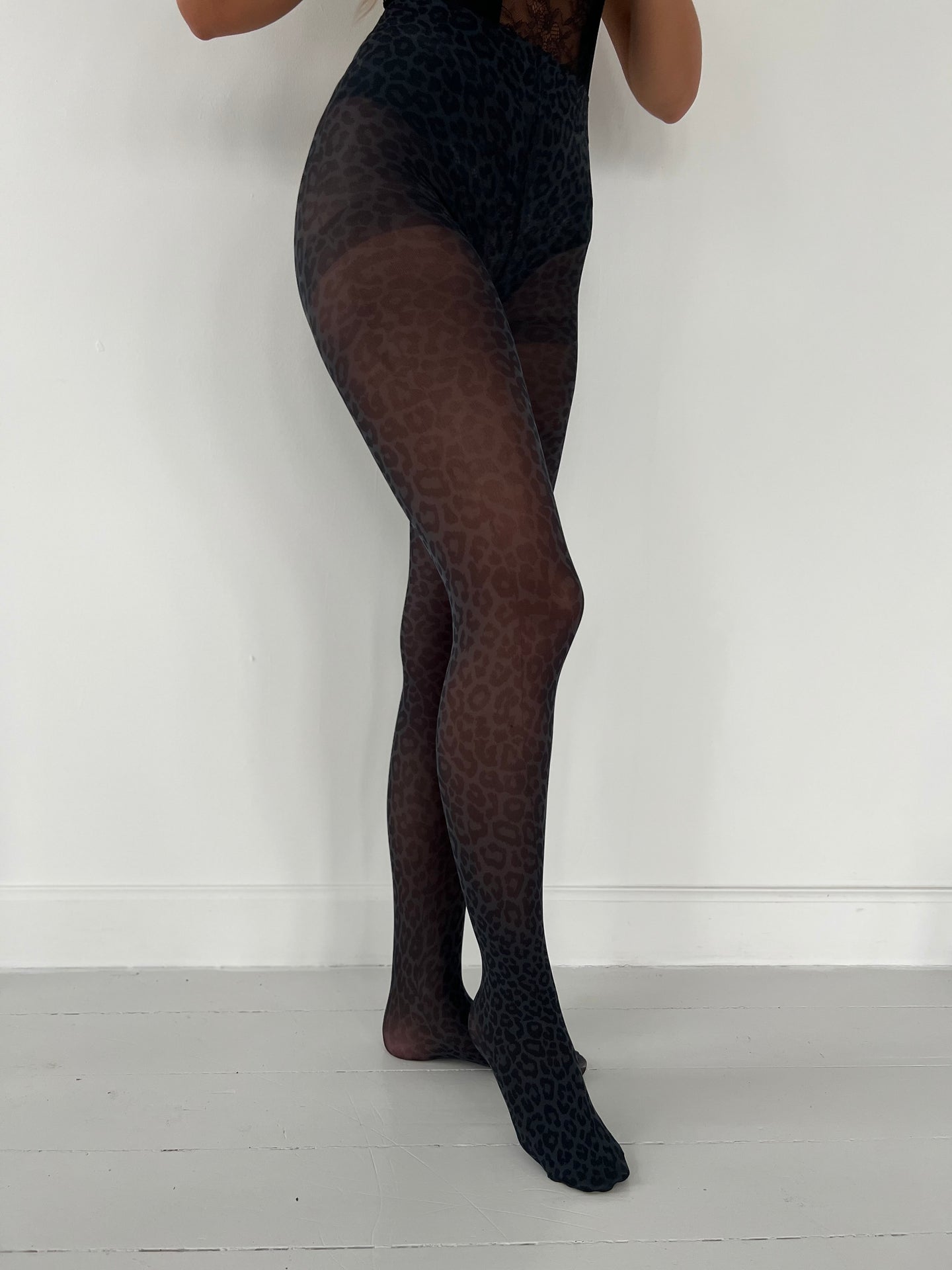 Mochy sorte leopard strømper