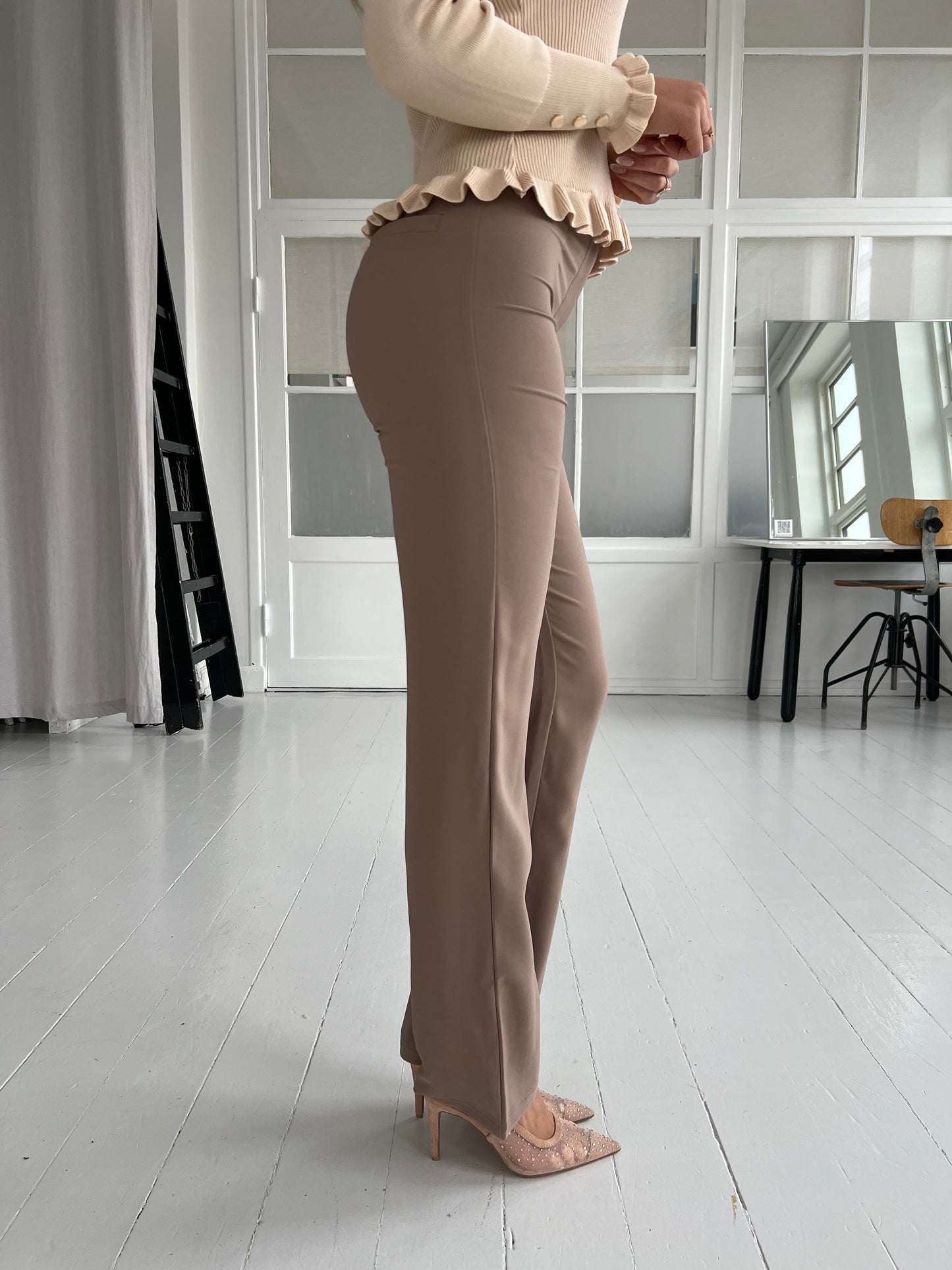 Eight Luxe taupe pants (9406)