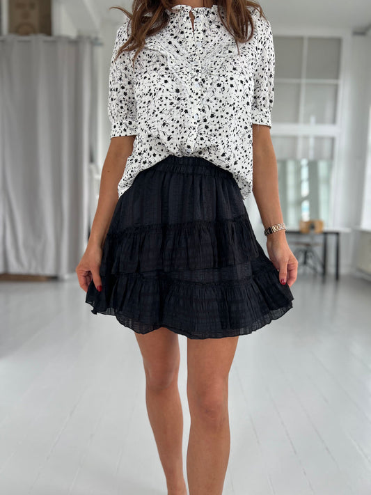 Lucce black short skirt (8866)-nederdel-Åberg CPH-Åberg Copenhagen DK