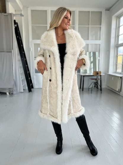 Flam beige faux fur frakke (2212)-jakke-Aaberg Copenhagen