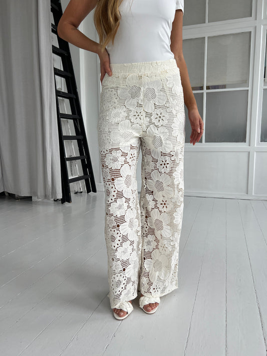 Elli white lace pants