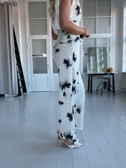 Elli white satin pants